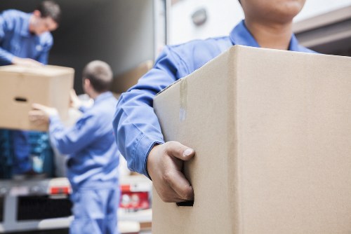 Local home moving service planning in Streatham with careful loading and parking awareness