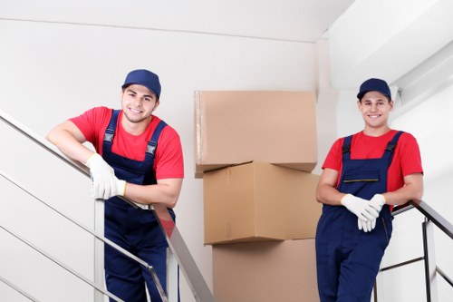 Local moving truck for residential and commercial moves in Streatham
