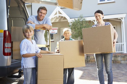 Residential removals support for a flat or house in Streatham